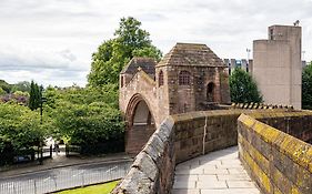 *New* Little Pyecroft House, Chester